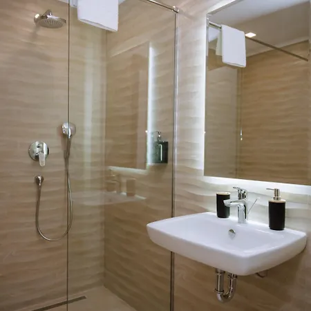 Ahrid Hotel